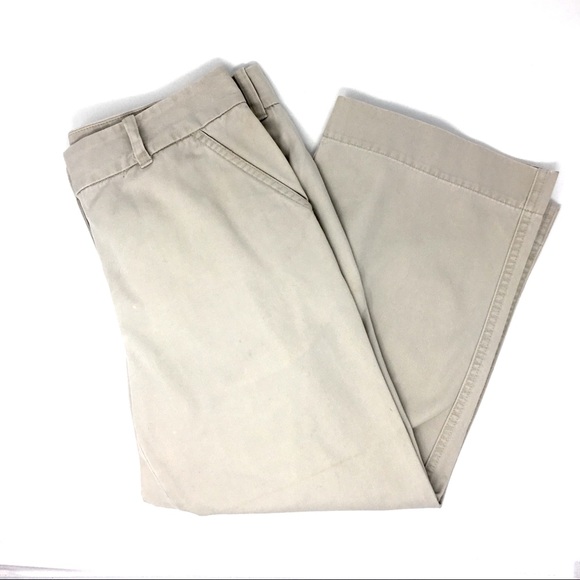 PRICE DROP!! L.L. Bean Khaki Straight Leg Crop Pants - Picture 1 of 7